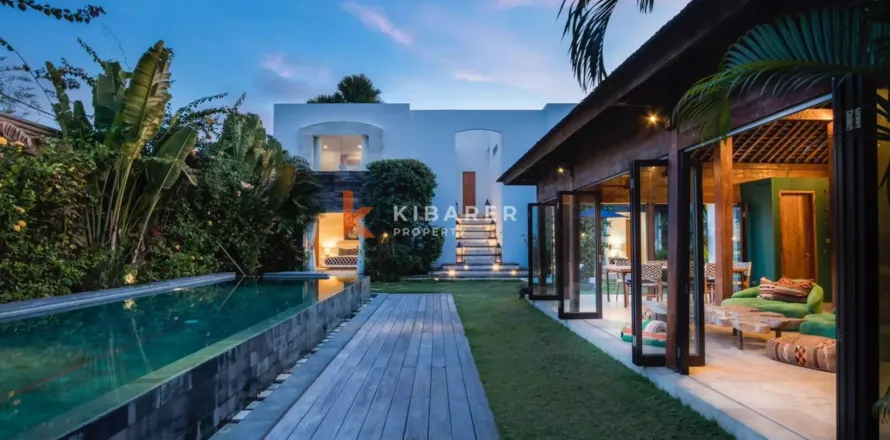 4 bedrooms Villa in Seminyak, Badung, Bali (13240)