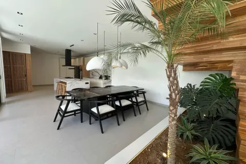 4 bedrooms Villa in Pererenan, Mengwi, Badung, Bali (11059) 6