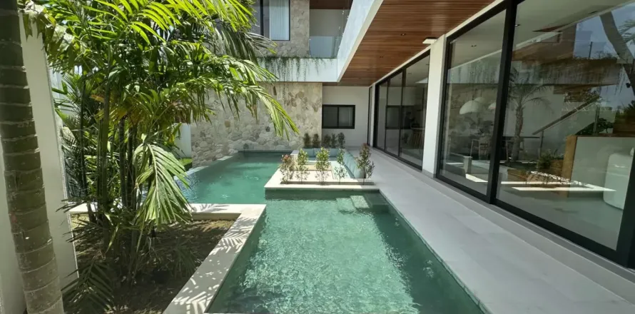 4 bedrooms Villa in Pererenan, Mengwi, Badung, Bali (11059)