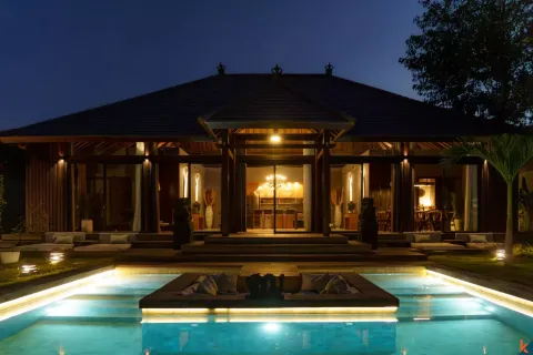 Vila 4 kamar tidur di Jimbaran, Badung, Bali (11223)