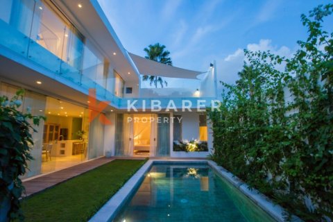 Vila 3 kamar tidur di Tibubeneng, Badung, Bali (13065)
