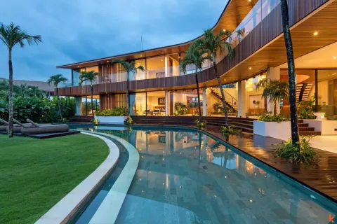 5 bedrooms Villa in Tumbak Bayuh, Mengwi, Badung, Bali (11294) 2