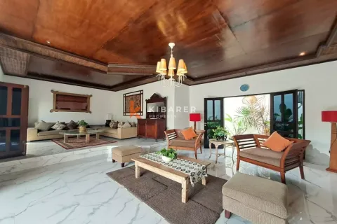 3 bedrooms Villa in Badung, Bali (12733) 4