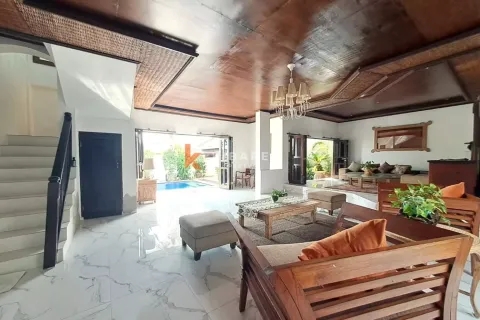 3 bedrooms Villa in Badung, Bali (12733) 5