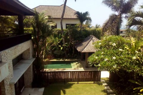 Vila 3 kamar tidur di Tabanan, Bali (763)