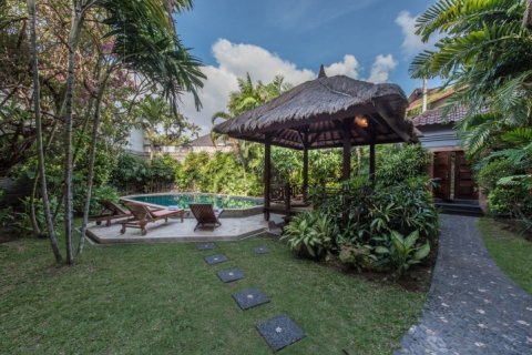 5 bedrooms Villa in Seminyak, Badung, Bali (1647) 2