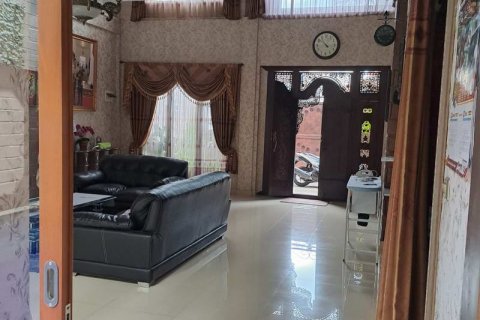 Вилла с 3 спальнями в Керобокан, Бадунг, Бали (730) 15