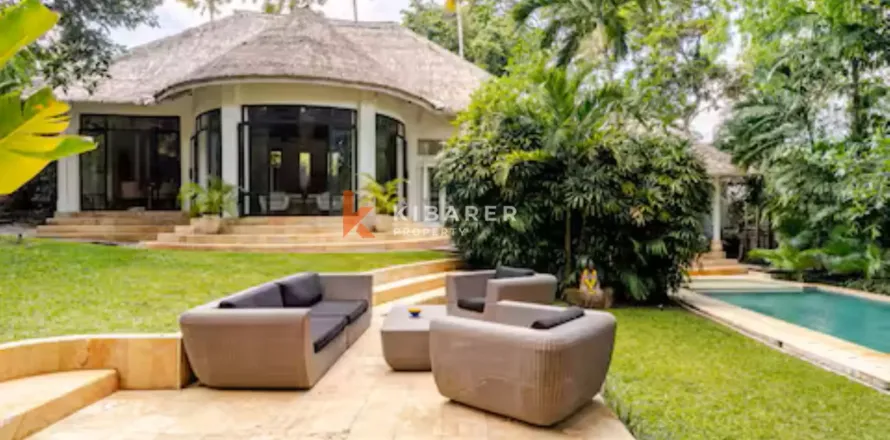 2 bedrooms Villa in Badung, Bali (12801)