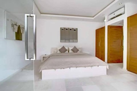 Vila 4 kamar tidur di Canggu, Badung, Bali (2113) 12