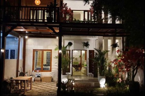 Vila 3 kamar tidur di Denpasar, Bali (736)