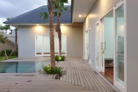 3 bedrooms Villa in Kerobokan, Badung, Bali (5305) 8
