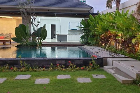3 bedrooms Villa in Kerobokan, Badung, Bali (5305) 10