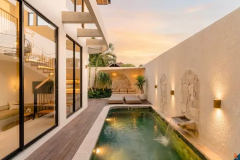 Vila 3 kamar tidur di Seminyak, Badung, Bali (10932)