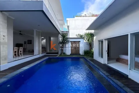 Vila 3 kamar tidur di Tibubeneng, Badung, Bali (12901)