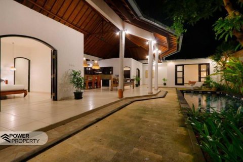 Vila 3 kamar tidur di Seminyak, Badung, Bali (13911) 15