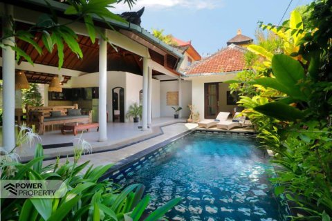 Vila 3 kamar tidur di Seminyak, Badung, Bali (13911)