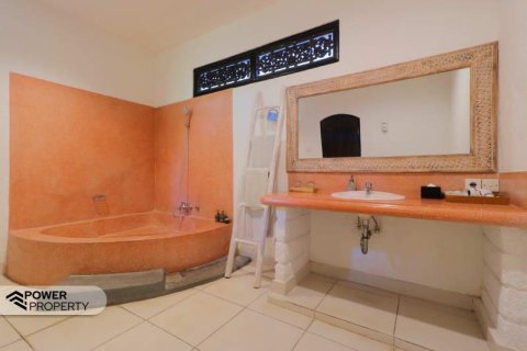 Vila 3 kamar tidur di Seminyak, Badung, Bali (13911) 28