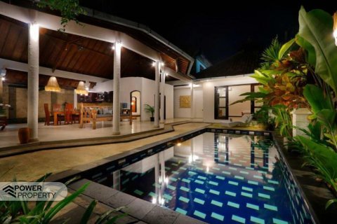 Vila 3 kamar tidur di Seminyak, Badung, Bali (13911) 14