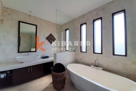 Vila 3 kamar tidur di Munggu, Mengwi, Badung, Bali (13686) 10