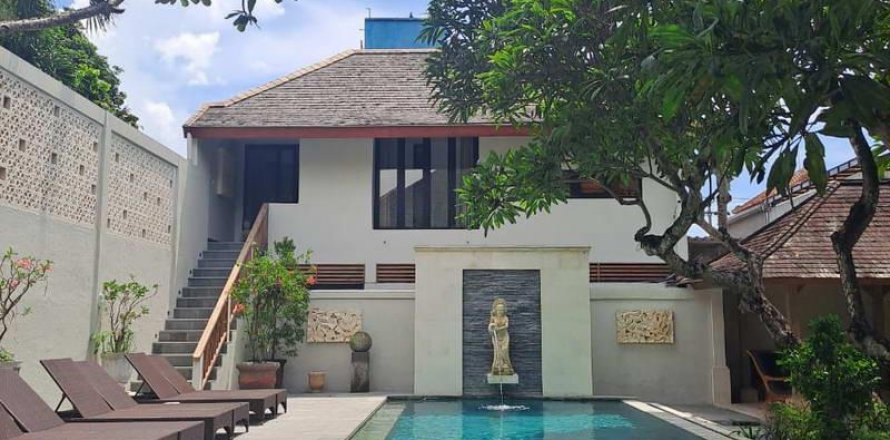 4 bedrooms Villa in Seminyak, Badung, Bali (5303)