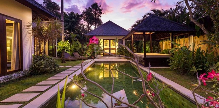 2 bedrooms Villa in Kerobokan, Badung, Bali (2124)