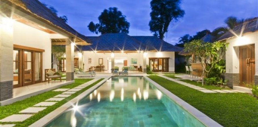 3 bedrooms Villa in Seminyak, Badung, Bali (1581)