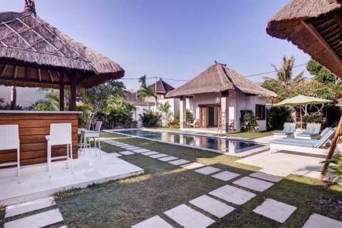 3 bedrooms Villa in Seminyak, Badung, Bali (1581) 4