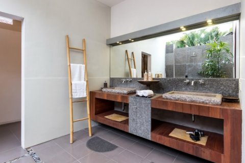 5 bedrooms Villa in Seminyak, Badung, Bali (1584) 22