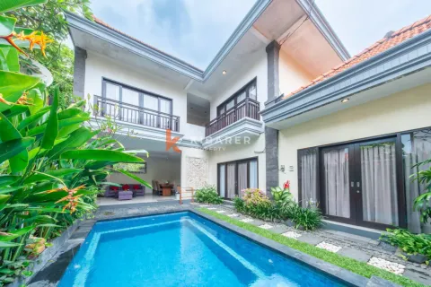 Vila 4 kamar tidur di Seminyak, Badung, Bali (12728)