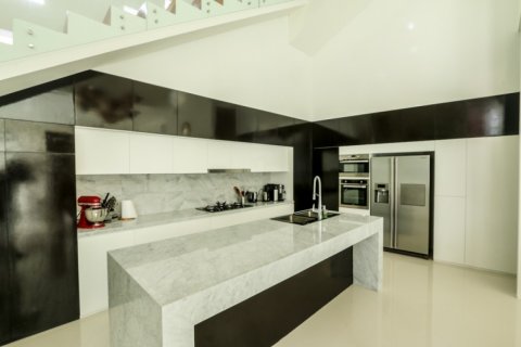 4 bedrooms Villa in Kuta, Badung, Bali (11146) 10