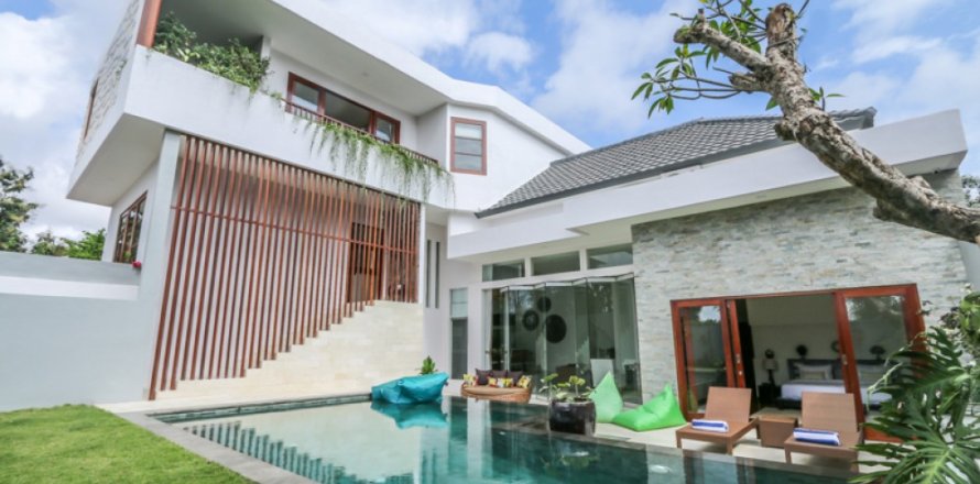 4 bedrooms Villa in Kuta, Badung, Bali (11146)