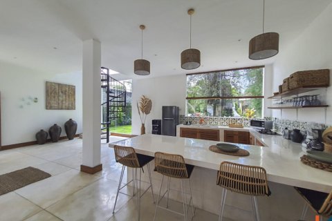 4 bedrooms Villa in Badung, Bali (11147) 6
