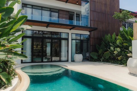 Vila 3 kamar tidur di Canggu, Badung, Bali (14600)