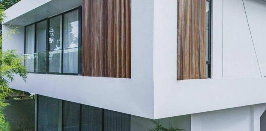 3 bedrooms Villa in Tampaksiring, Gianyar, Bali (9228)