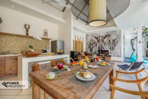 Vila 2 kamar tidur di Seminyak, Badung, Bali (9226) 12