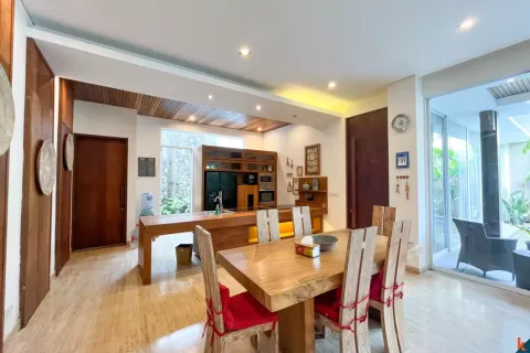 3 bedrooms Villa in Kerobokan, Badung, Bali (10787) 6