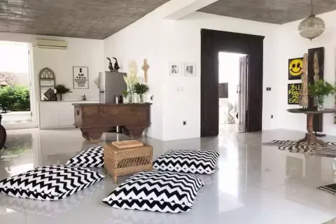 5 bedrooms Villa in Tibubeneng, Badung, Bali (10790) 14