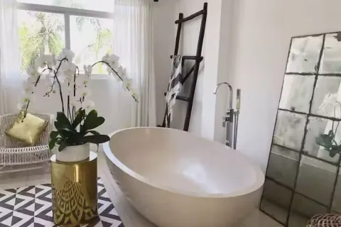 5 bedrooms Villa in Tibubeneng, Badung, Bali (10790) 5