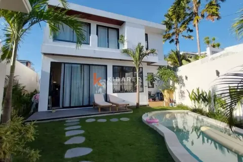 Vila 3 kamar tidur di Canggu, Badung, Bali (13117)