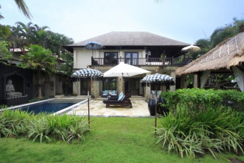 Vila 3 kamar tidur di Tabanan, Bali (1576)