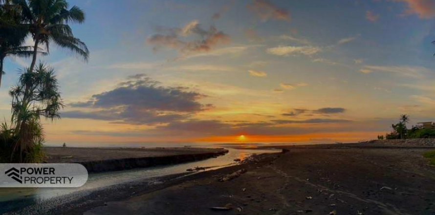 1900m2 Land in Tabanan, Bali (5175)