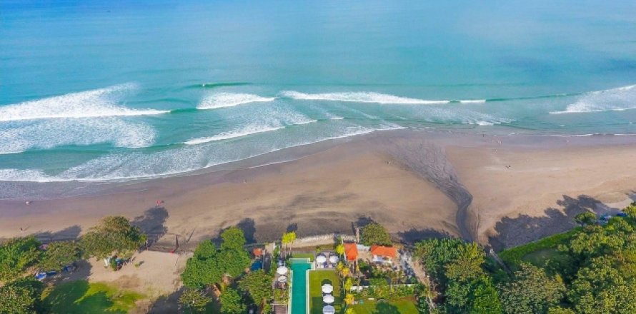 6 bedrooms Villa in Seminyak, Badung, Bali (1075)