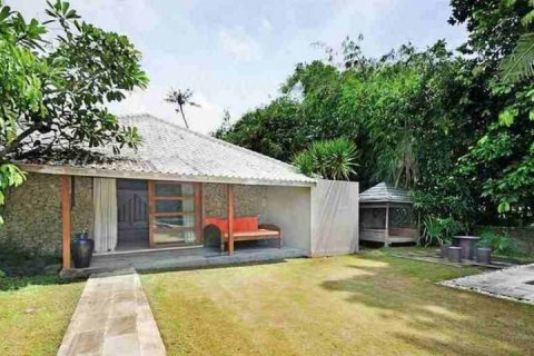 3 bedrooms Villa in Tampaksiring, Gianyar, Bali (2284) 4