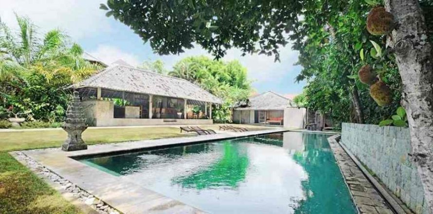 3 bedrooms Villa in Tampaksiring, Gianyar, Bali (2284)