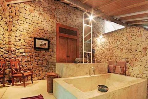 3 bedrooms Villa in Tampaksiring, Gianyar, Bali (2284) 17