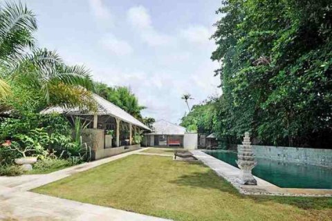 3 bedrooms Villa in Tampaksiring, Gianyar, Bali (2284) 3