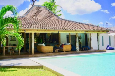 Vila 3 kamar tidur di Kerobokan, Badung, Bali (2287)