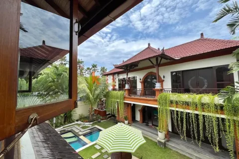 5 bedrooms Villa in Tibubeneng, Badung, Bali (12581) 28